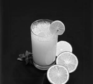 Sweet Lime (Sathukudi) Juice