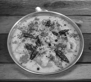 Pakori Ki Kadhi ( No Onion Garlic)