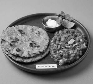 2 Bajra Na Rotla With Baingan Bharta