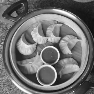 Paneer Kadai Momos (5pcs)