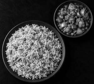 Burnt garlic rice with chilli chicken