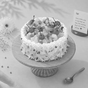 Fresh Fruit & Almond Cake (500 g)