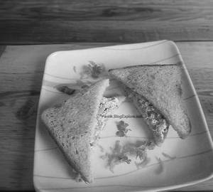 Paneer Bread Omelette
