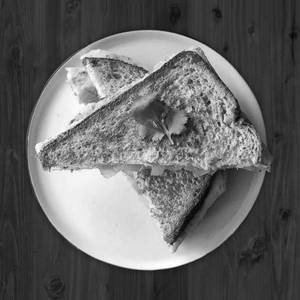 Mint bread omelette