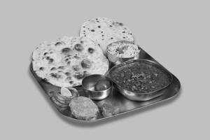 Akkha Masoor Thali