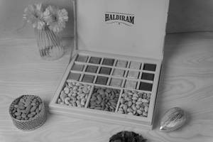 Dry Fruit and Bites Box