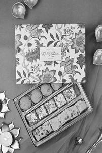 Special 3 Line Box (pure Ghee Soanpapdi 6pc + Dilkhushar 5pc + Besan Ladoo 5pc)