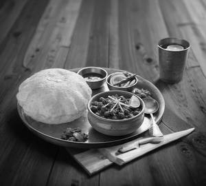 Chole Bhatoora                                     
