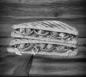 Chicken And Paneer Sandwich Grilled