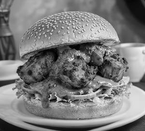 Tandoori burger
