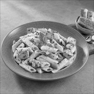Creamy Chicken and Mushroom Pasta