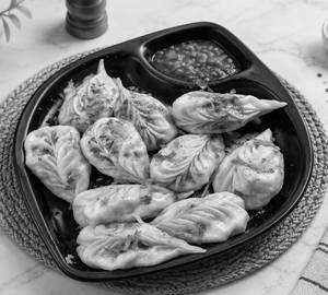 Paneer Momos (12pc)