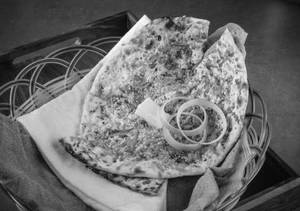 Stuffed Butter Kulcha 