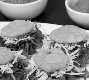 Thattu Vadai Set Spicy