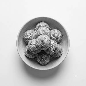 Coconut Dry Fruit Laddu