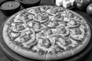 Paneer tikka pizza