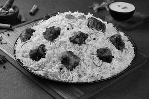 Lucknowi Pepper Paneer Biryani (Serves 2).
