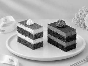Red Velvet & Chocolate Pastry Duo