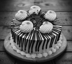 Black Forest Cake [ 500 Grams]