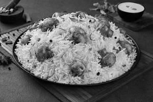 Lucknowi-Mushroom King Biryani (Serves 2)