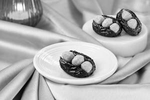 Roasted Hazelnut Date