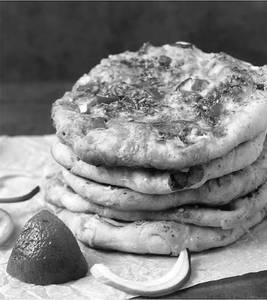 Amritsari Cheese Kulcha