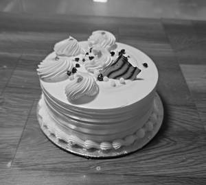 Eggless Pineapple Cake [ 500 Grams]