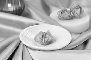 Baklava Pouch