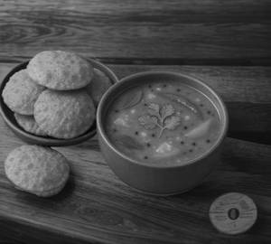 Poori With Samphar 2 Pcs 