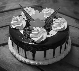 Black Forest Cake [ 1 Kg]