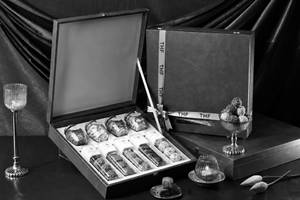 THF Regal Box