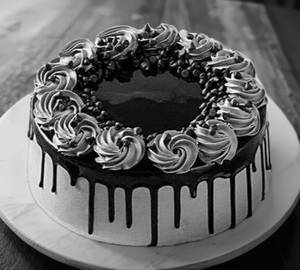 Choco Chips Eggless Cake [ 500 Grams]