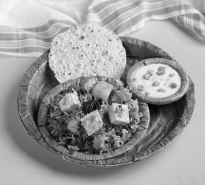 Kolkata Biryani With Dry Fruit Raita