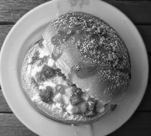 Strawberry bun maska