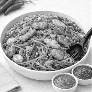 Half Mixed Hakka Chowmein