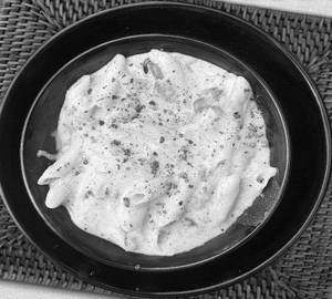 White sauce pasta veg