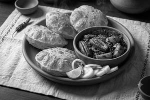 Poori With Parwal Aloo Sabzi