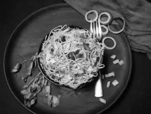 Street Za Pork Chow Mein