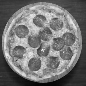Pepperoni Pizza (pork)