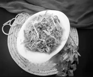 Street Za Special Chicken Chow Mein