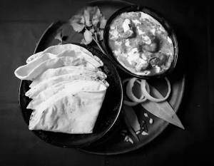 Chicken Butter Masala With Rumali Roti