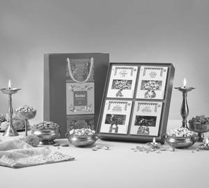 Festival Of Joy Red Gift Hamper (400 G)