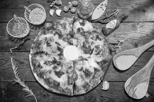 Mozzarella And Basil Pizza