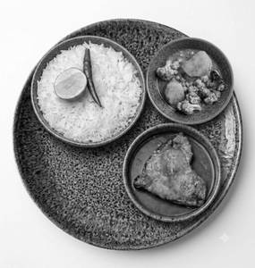 Bong Half Fish Kalia Thali