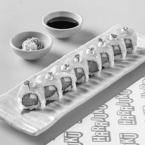 Salmon Inside Out Roll 