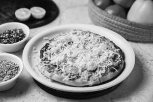 Peppy Paneer Pizza