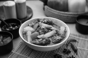 Sweet & Sour Fish (8 Pcs)