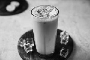 Badam Pista Shake