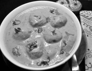 Dum Aloo Banarasi