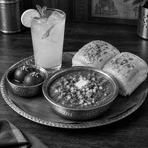 Pav Bhaji Combo( Maska Pav Bhaji+adrak Nimbu Sarbat+jamun(2pc)